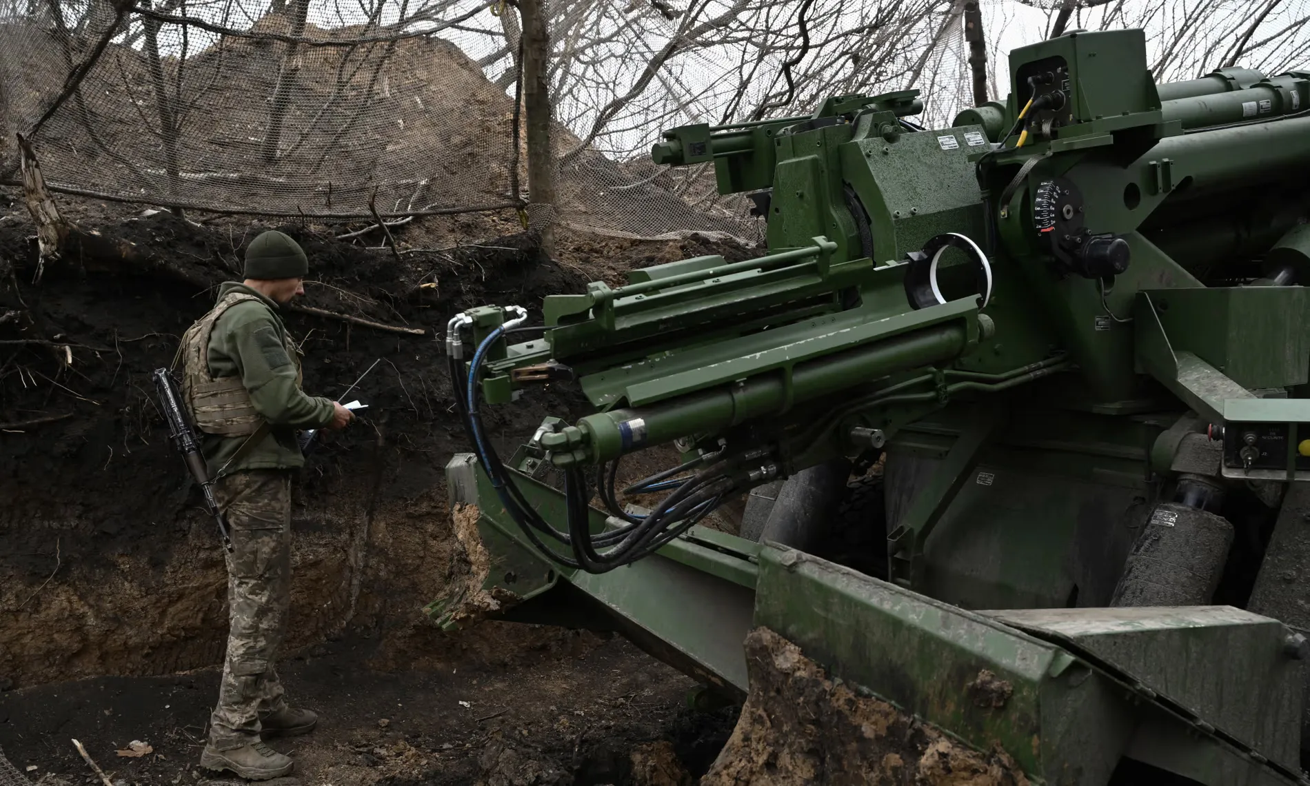 Україна вітає "значний удар" від санкцій США і Великої Британії по російській нафті та газу